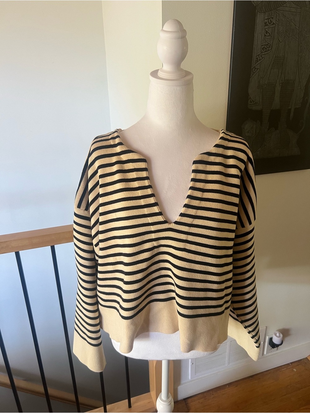 Massimo Dutti Cream & Black Striped Sweater – Large